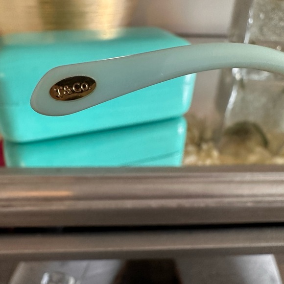 Tiffany and Co. sunglasses - Picture 5 of 8